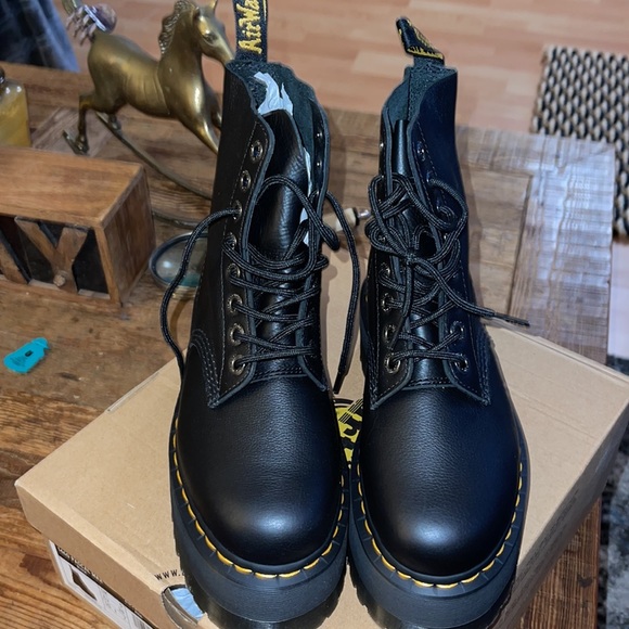 NEW Dr. Marten's 1460 PASCAL MAX LEATHER PLATFORM BOOTS - Picture 5 of 11